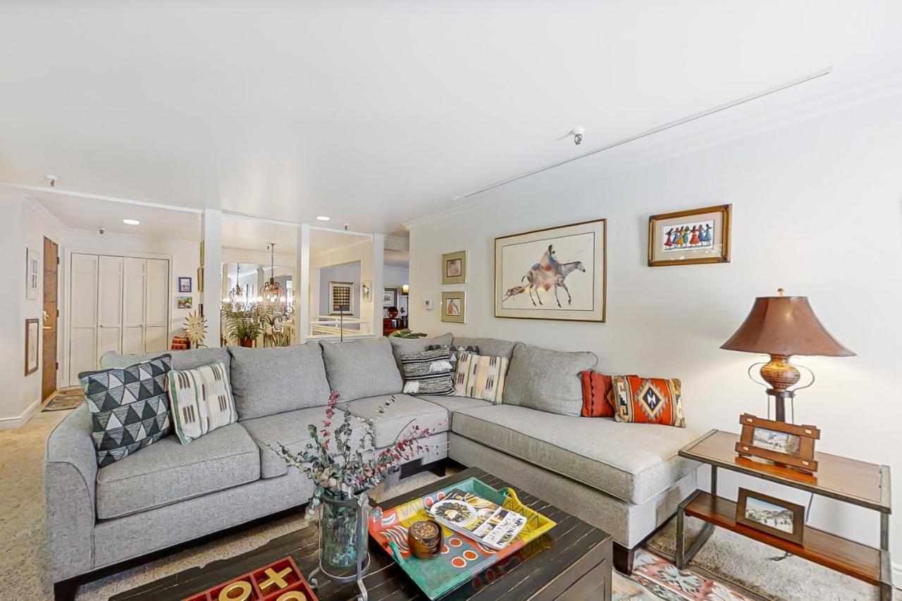 Park Ave Manor 3B Apartment พาร์คซิตี ภายนอก รูปภาพ